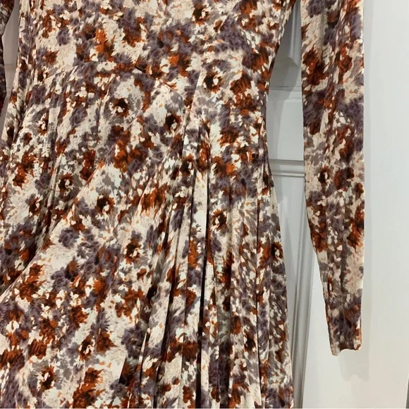 H&M Abstract Print Long Sleeve Dress - Picture 3 of 7